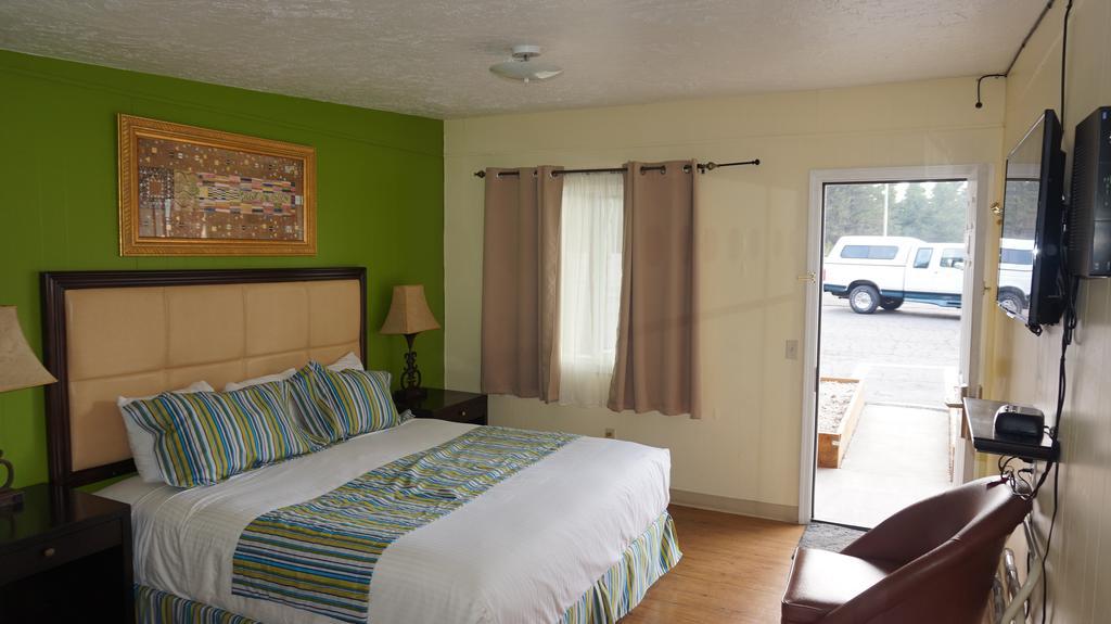 Eagle Crater Lake Inn Chemult Exterior foto