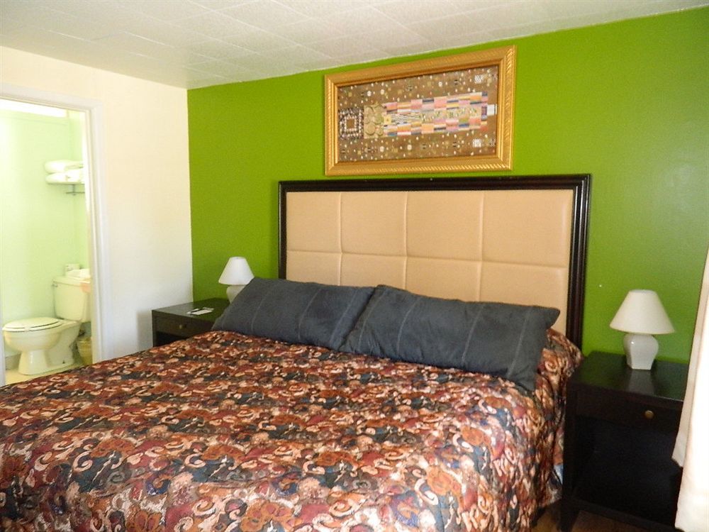 Eagle Crater Lake Inn Chemult Exterior foto